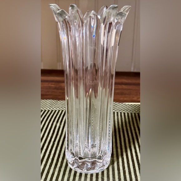 Vintage Mikasa Florita Lead Crystal Glass Flower Bud Vase 6 1/2” Tall - Picture 2 of 6
